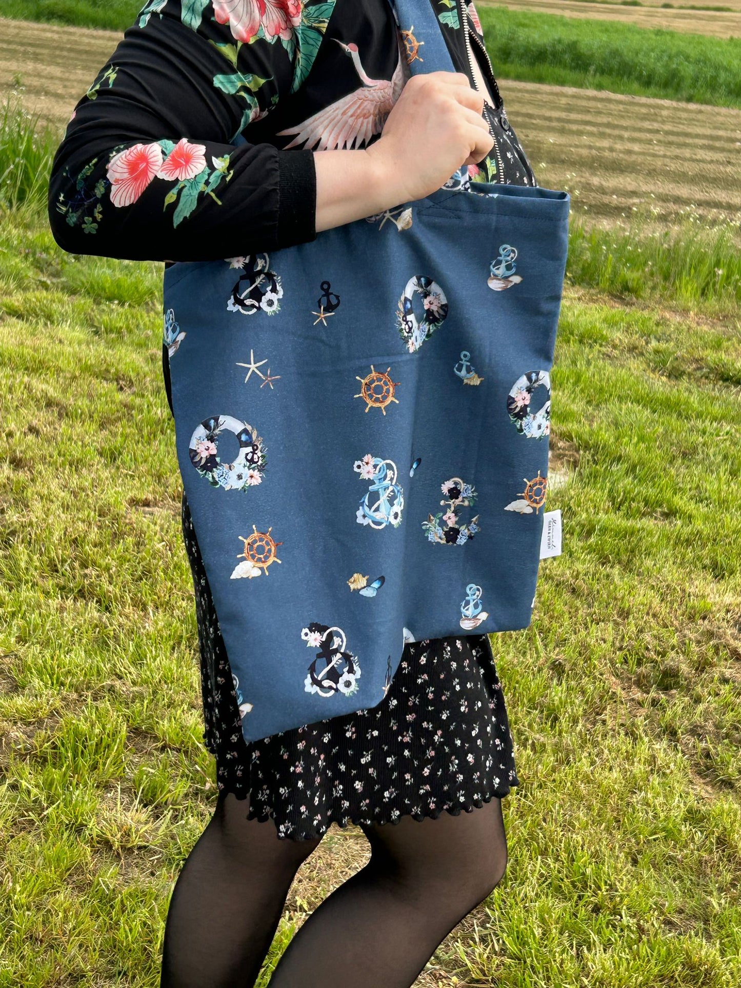 Maritime Shoppingbag auf hochwertigem Baumwollstoff im Urlaubsdesign