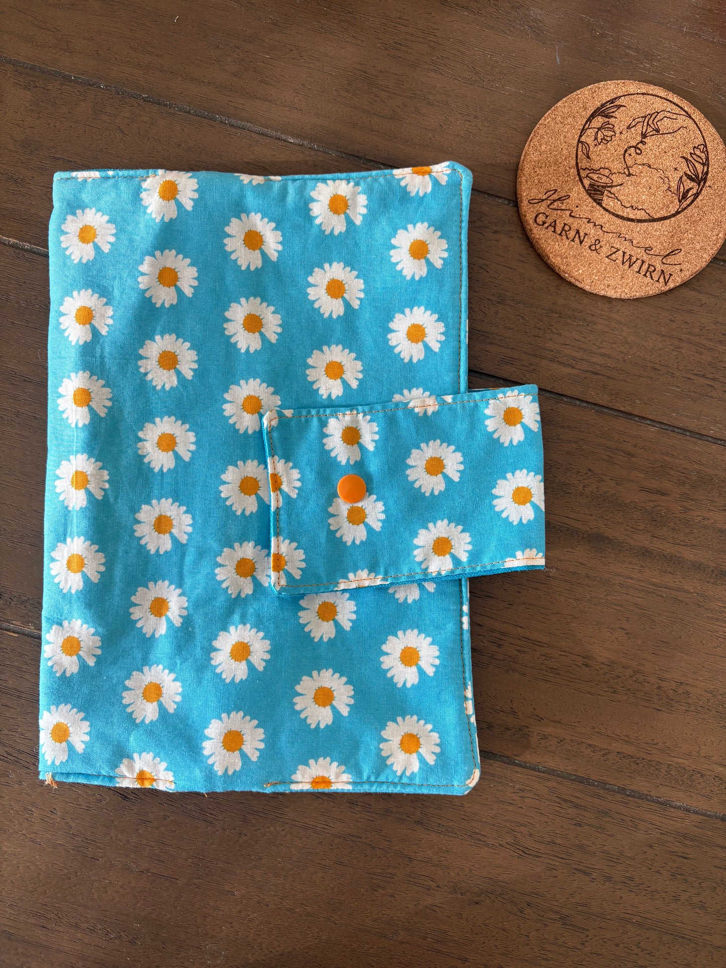 Windeltasche mit 2 Fächern und 1 Reißverschluss Tasche mit blauen Blumenmuster 🌼