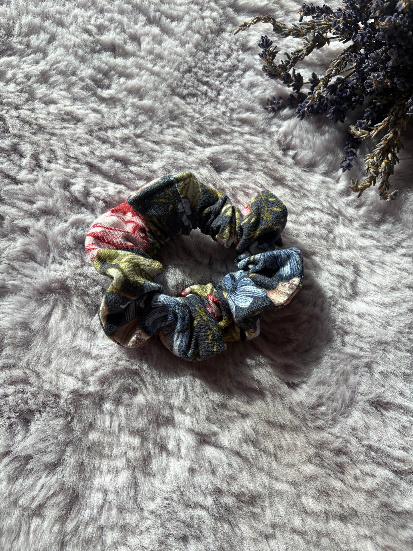 BIO Vintage Flowers Scrunchie