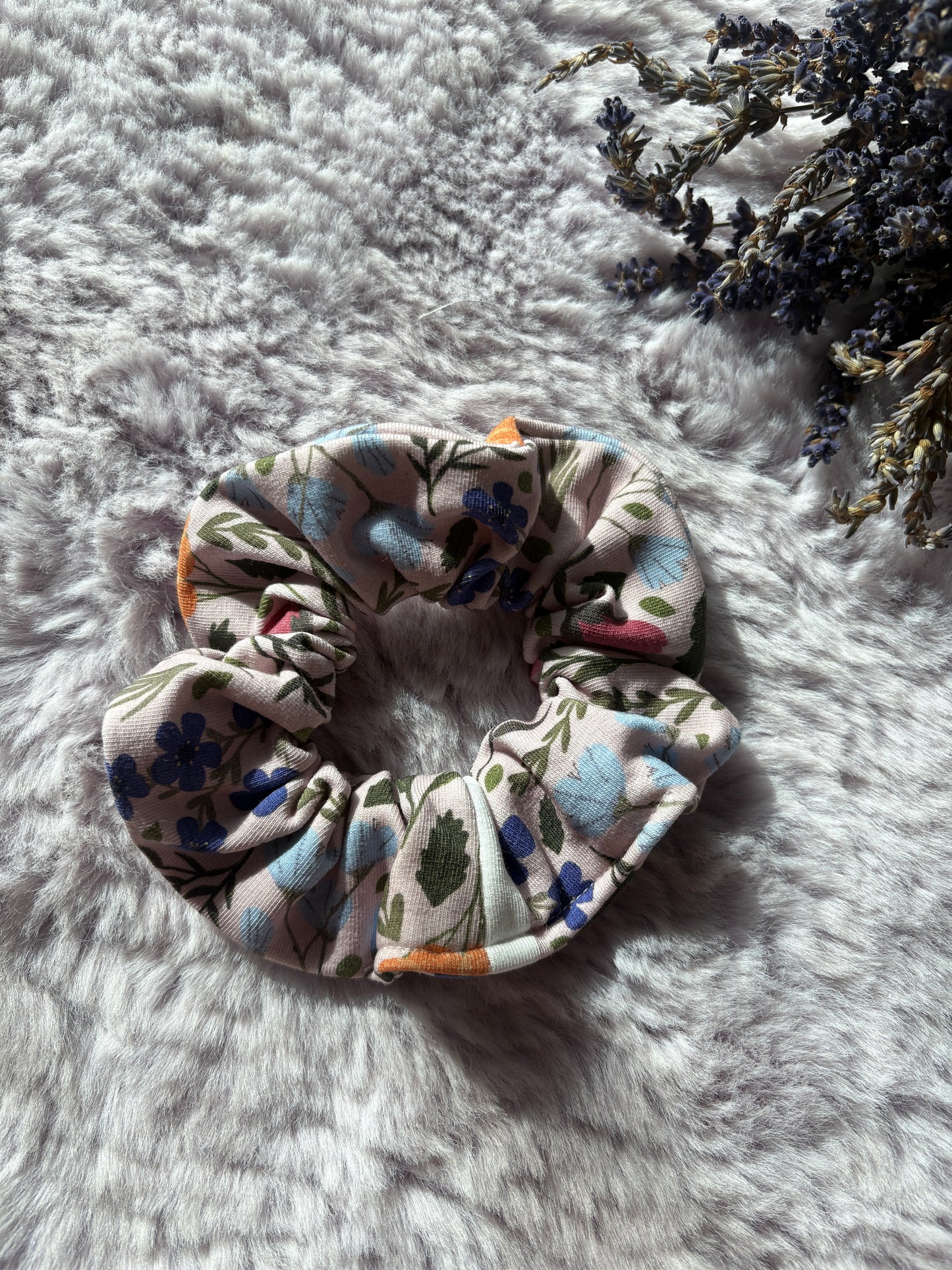 BIO Blumen Scrunchie