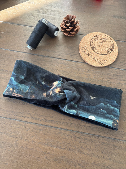 Mystisches Stirnband mit magischen Schlossmotiv und samtigem Innenfutter 🪄